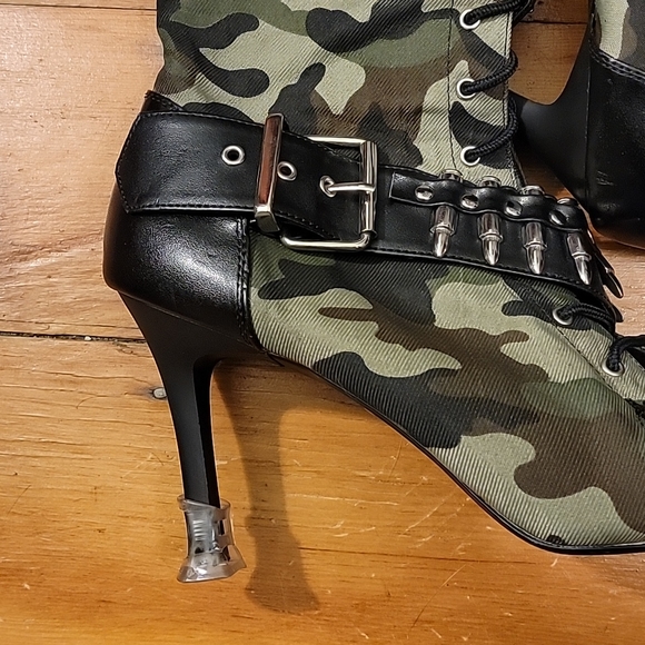 Camo High Heel Shoes - Picture 7 of 15